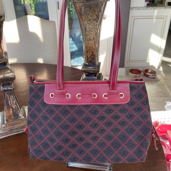 Dooney & Bourke Monogram Purse - Picture 1 of 10